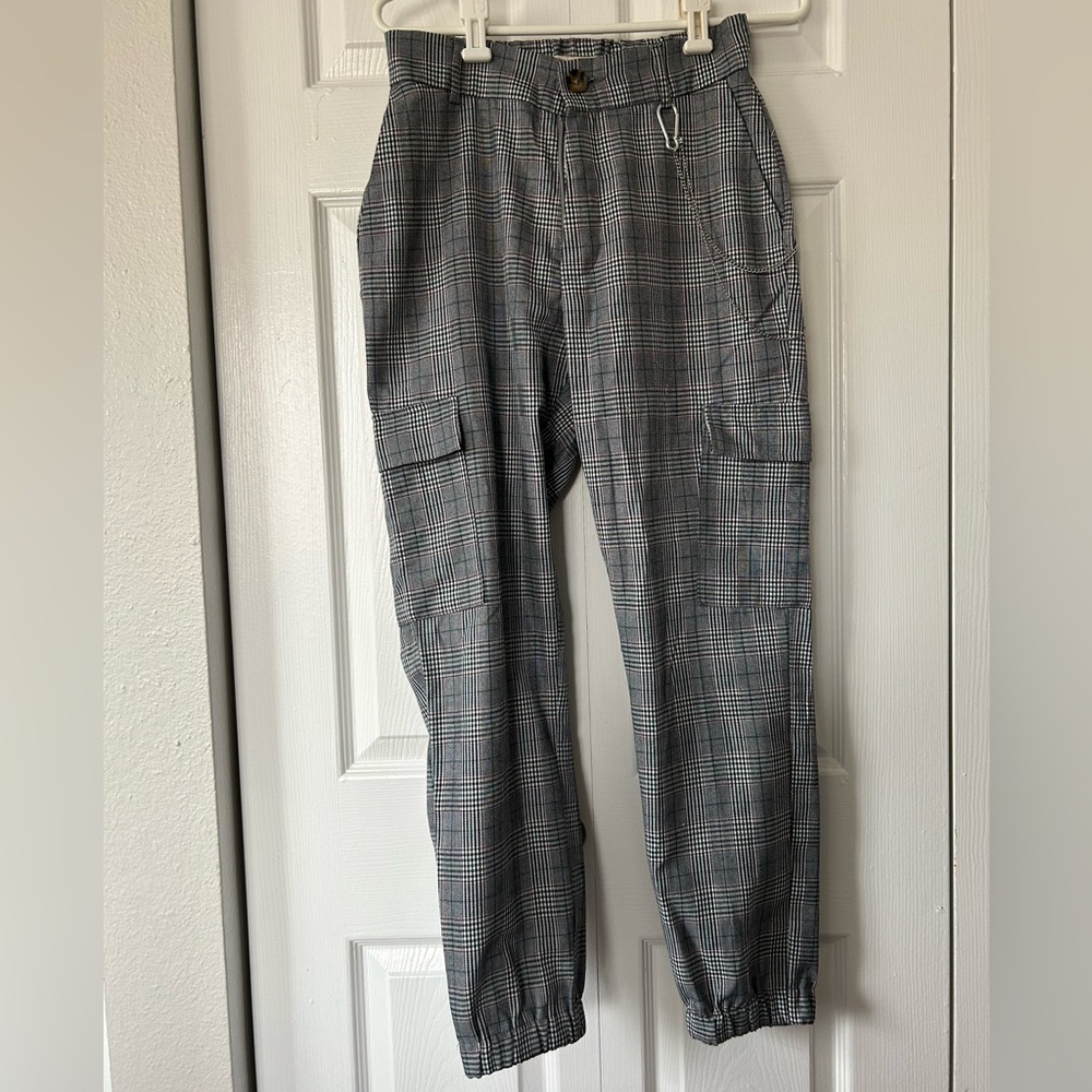 NWOT pull&bear Plaid chain jogger pants L